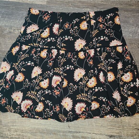 One State Floral Mini Skirt - Picture 5 of 11